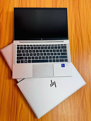 HP EliteBook 830 G8